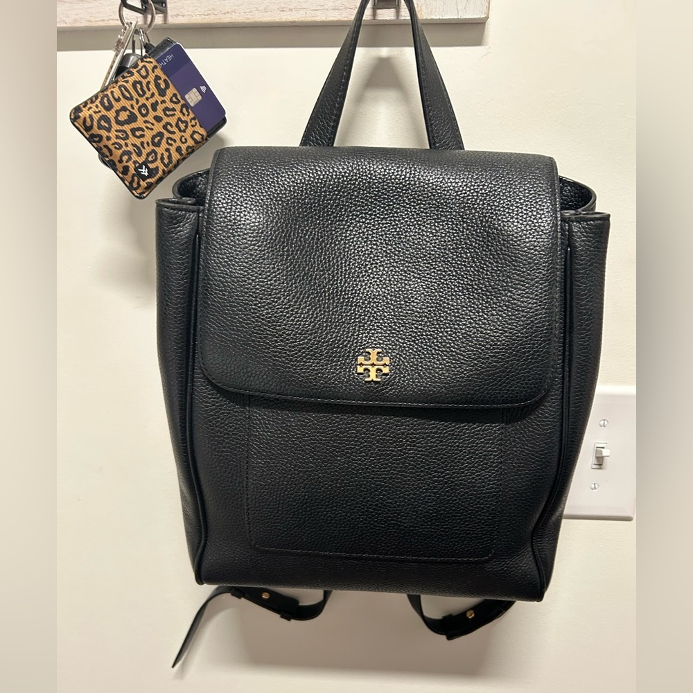 Tory Burch Carter Pebbled Backpack Purse -Gently used